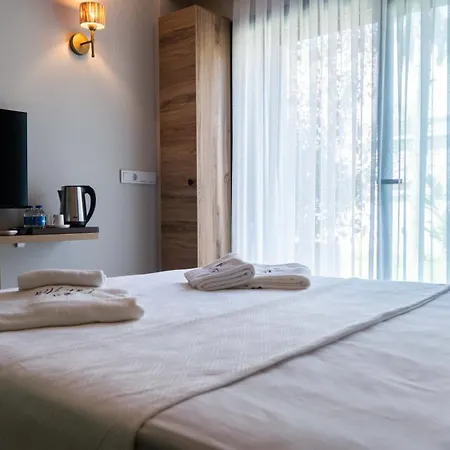 Canata Hotel *