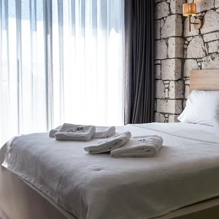 Canata Hotel