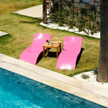 Canata Hotel