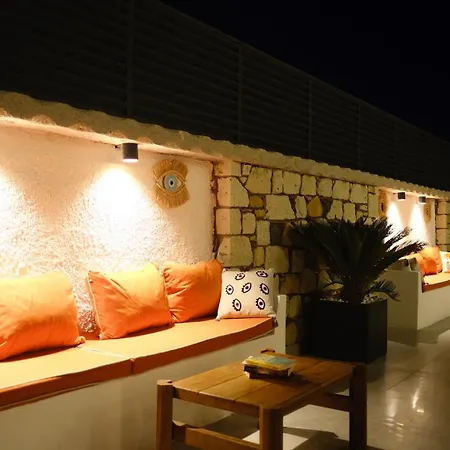 Canata Hotel *